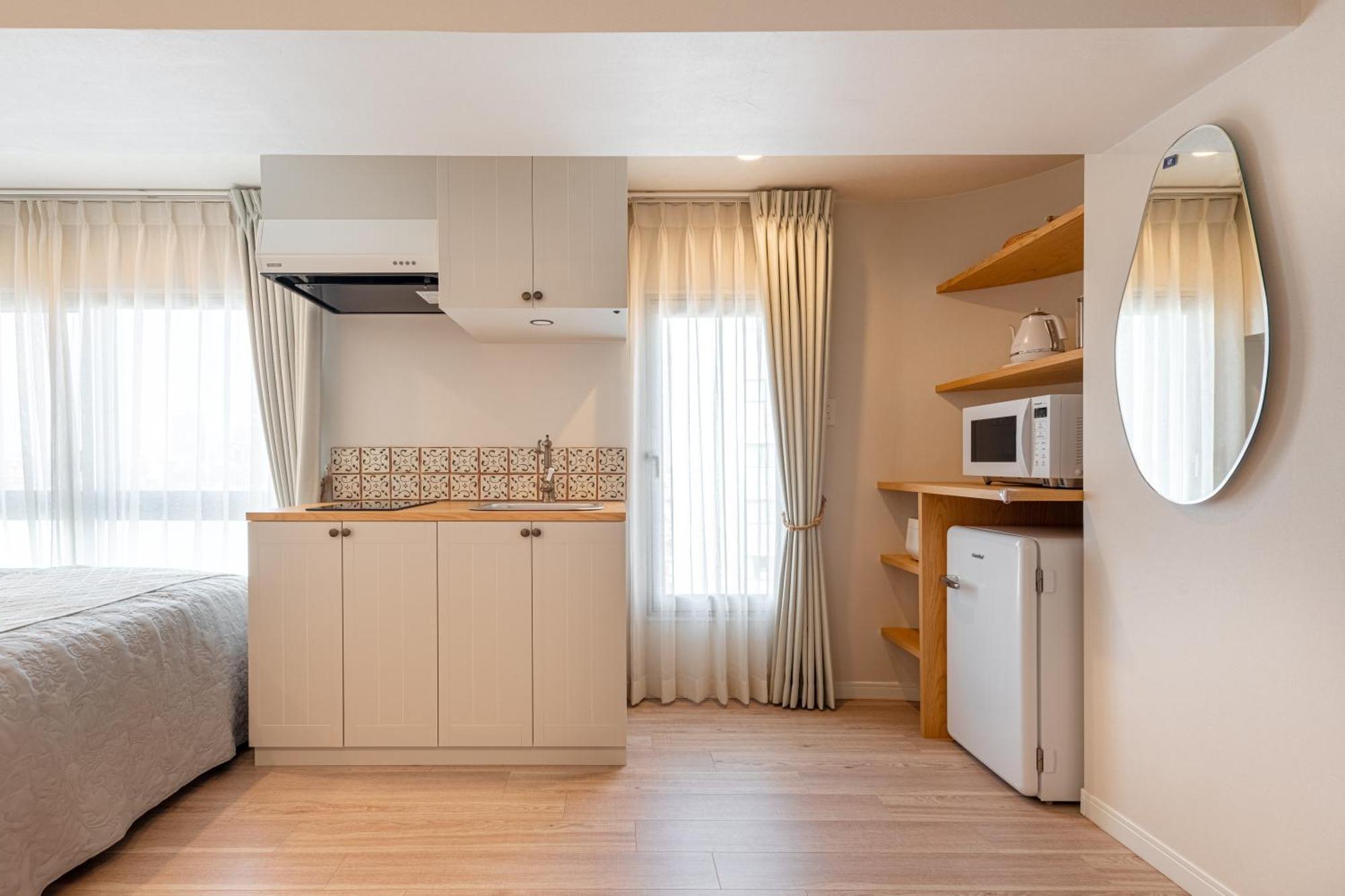 NC Square Shinjuku -All Suite Residence- Tōkyō Extérieur photo