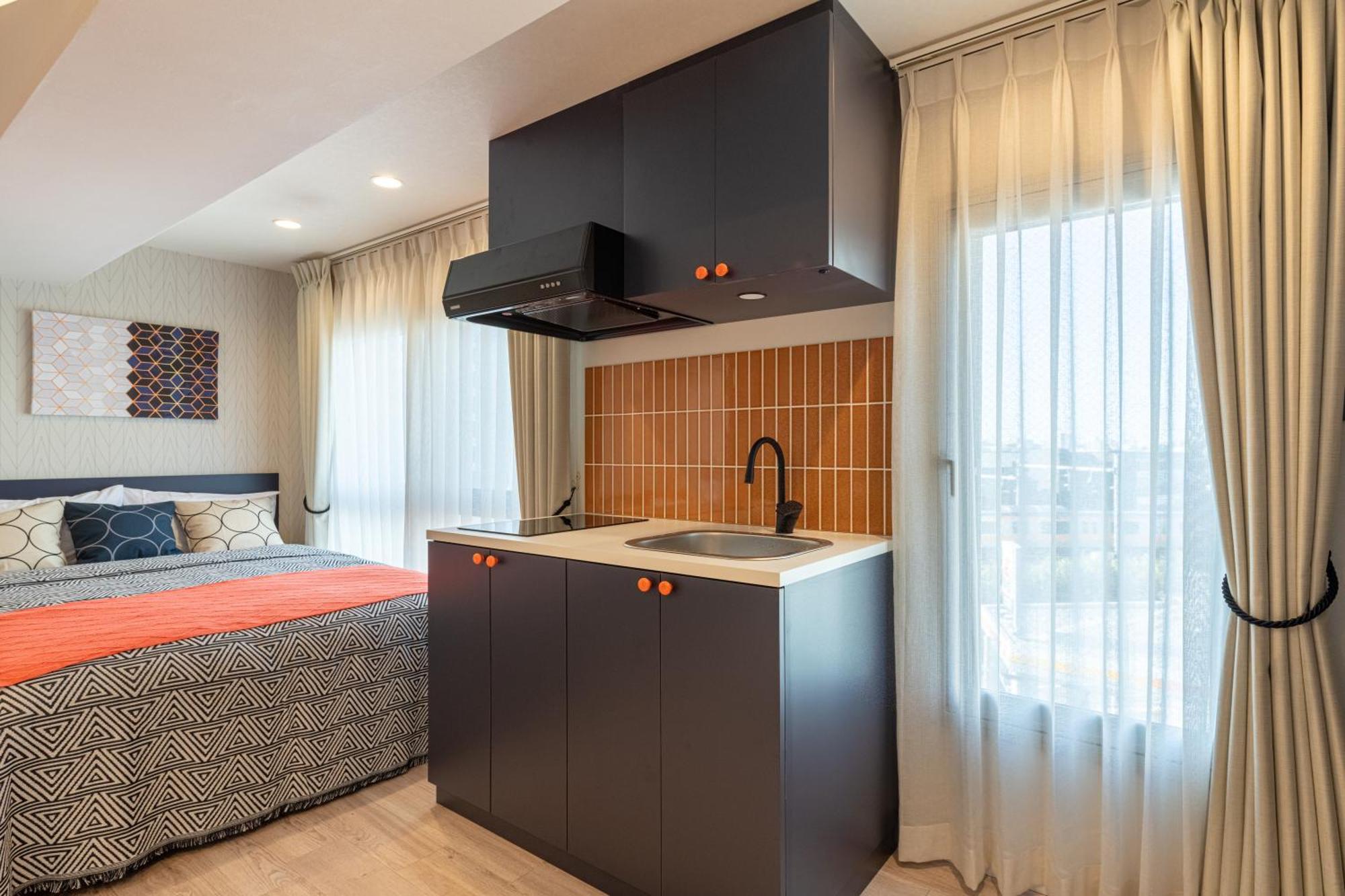NC Square Shinjuku -All Suite Residence- Tōkyō Extérieur photo
